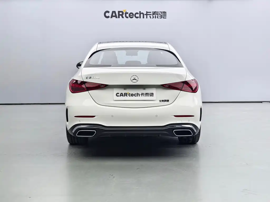 Mercedes-Benz C-Class 2023 — фото 5