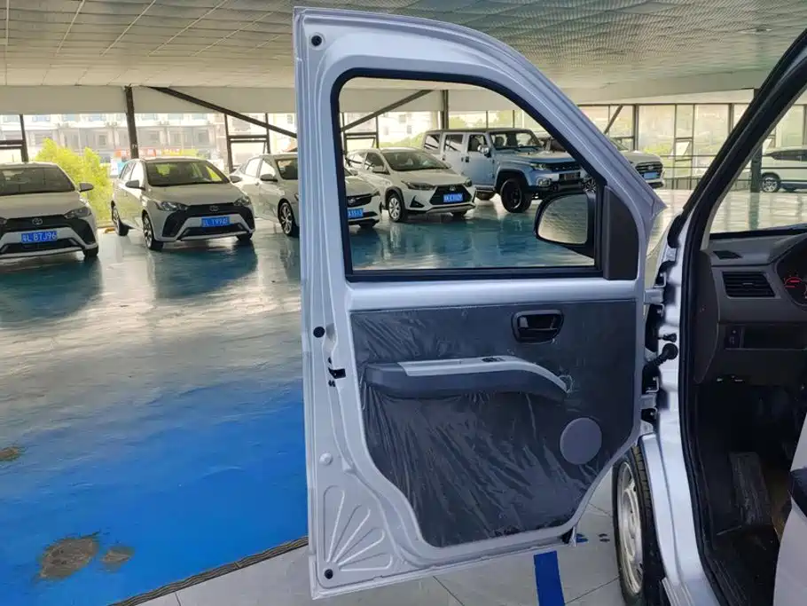 Wuling Rongguang S 2025