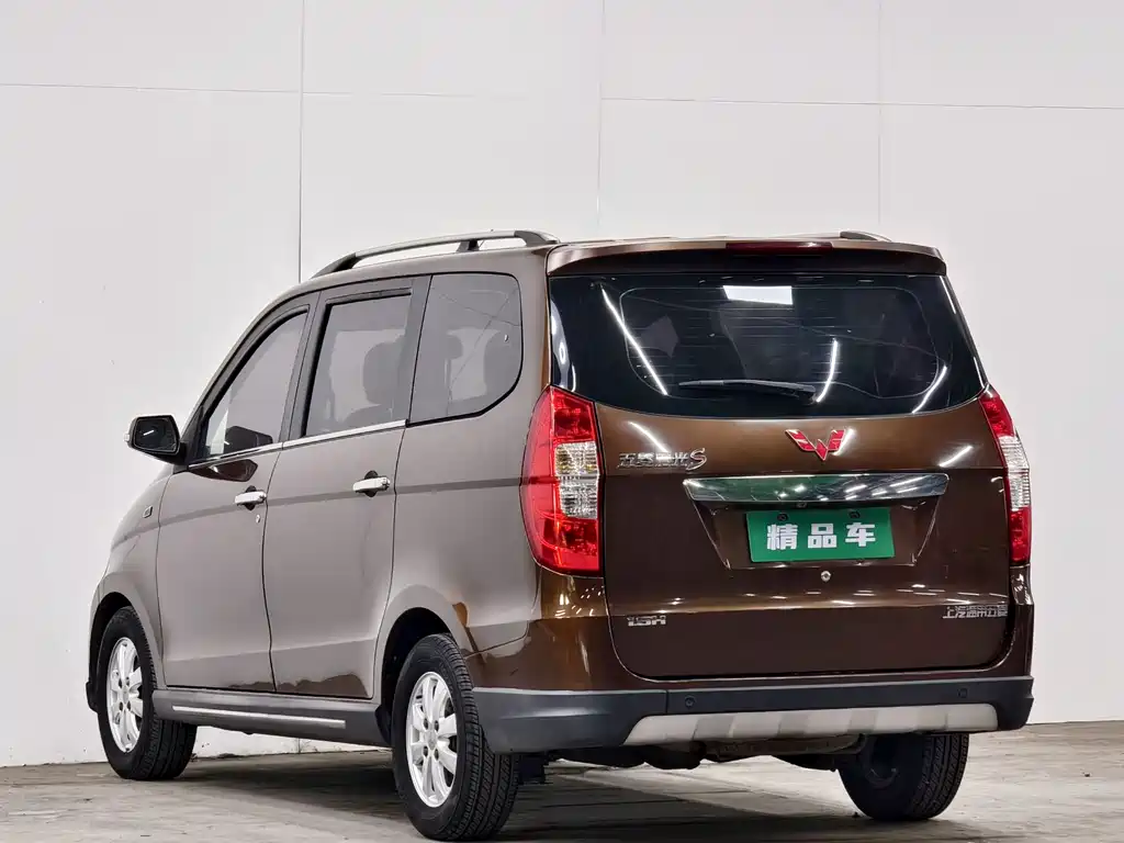 Wuling Hongguang 2014 — фото 6