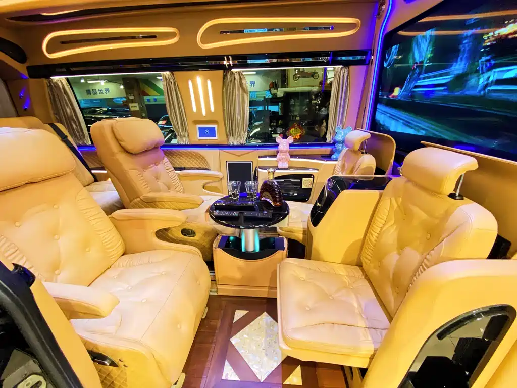 Mercedes-Benz Sprinter 2019 — фото 17