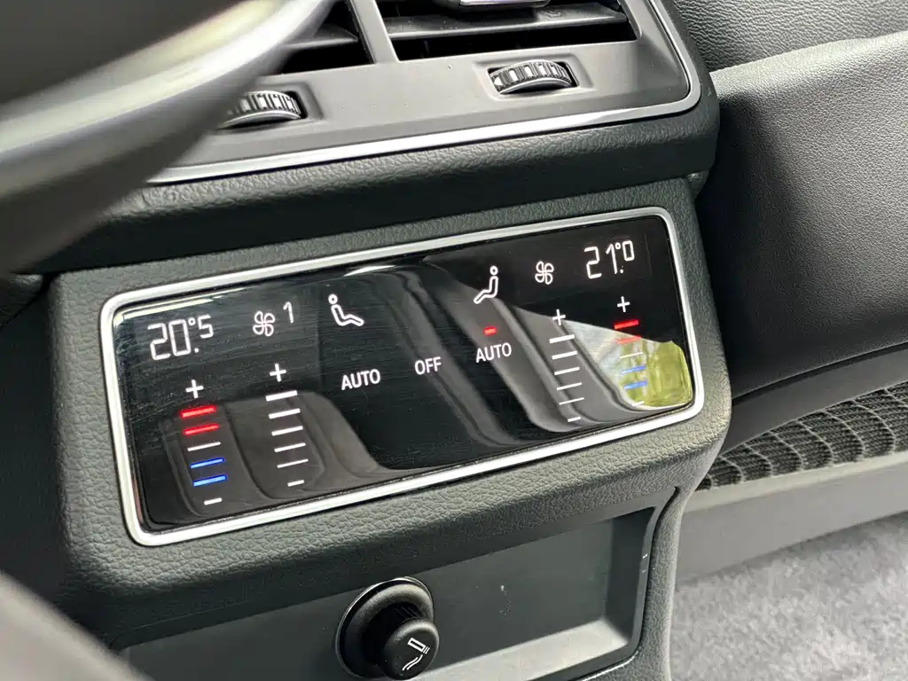 Audi A6L 2020 — фото 17