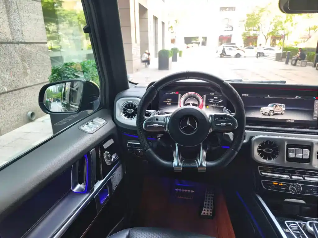 Mercedes-Benz G-Class AMG 2023 — фото 10
