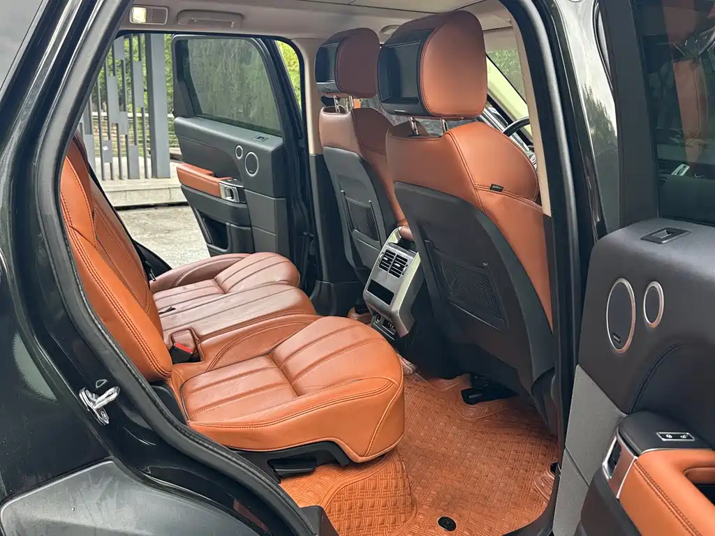 Land Rover Range Rover Sport 2016 — фото 14