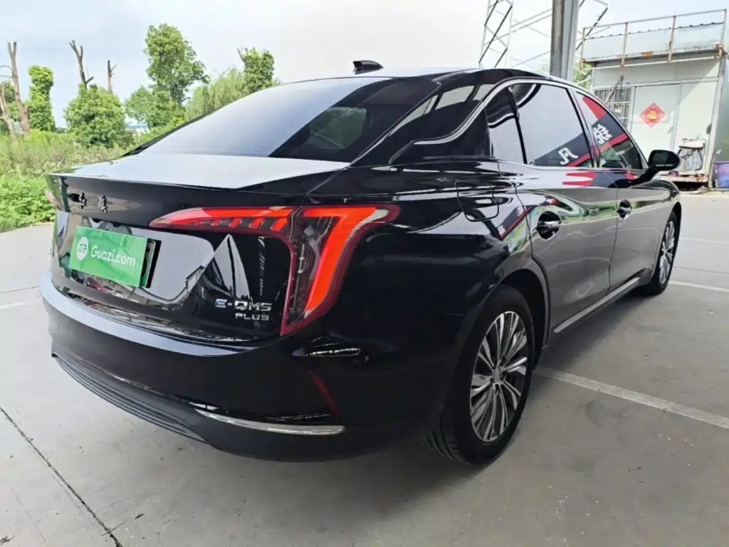 Hongqi E-QM5 2023 — фото 7