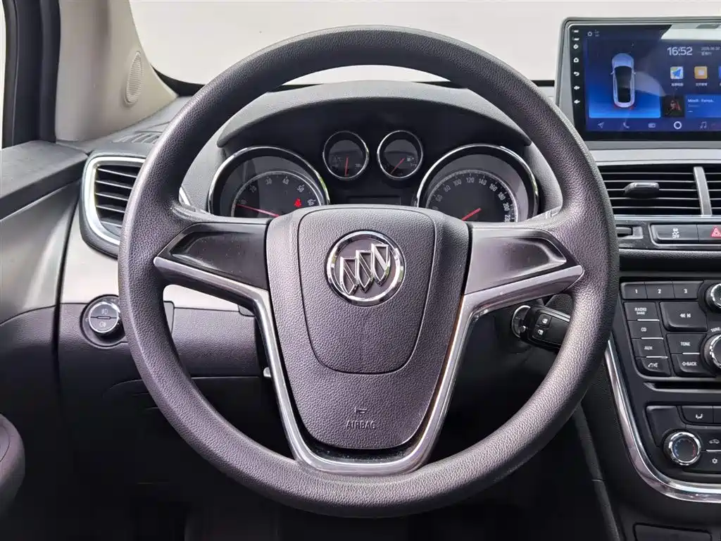 Buick Encore 2015 — фото 16