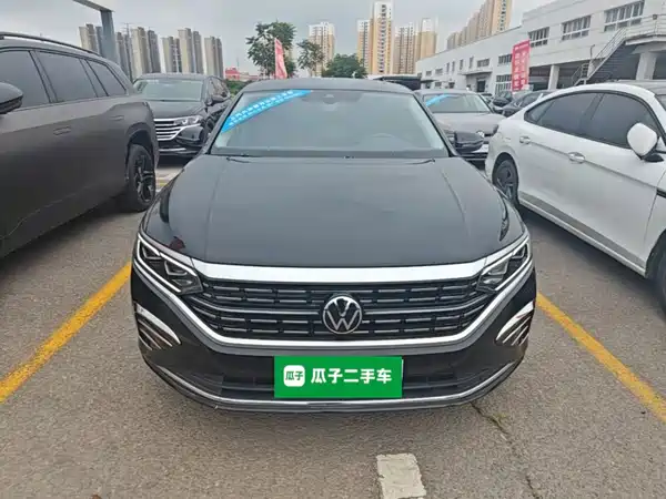 Volkswagen Passat 2022