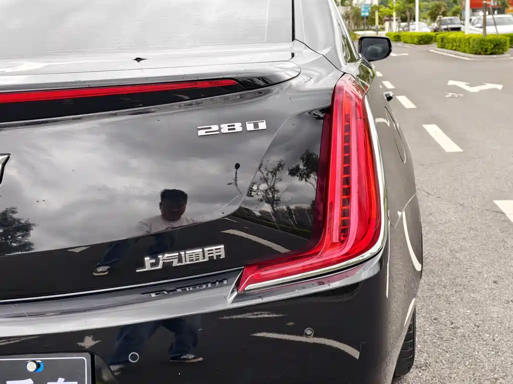 Cadillac XTS 2018 — фото 34