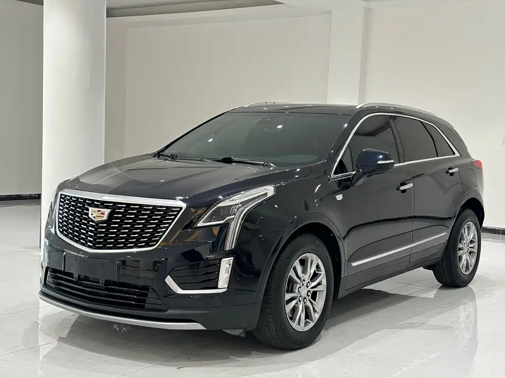 Cadillac XT5 2021 — фото 1