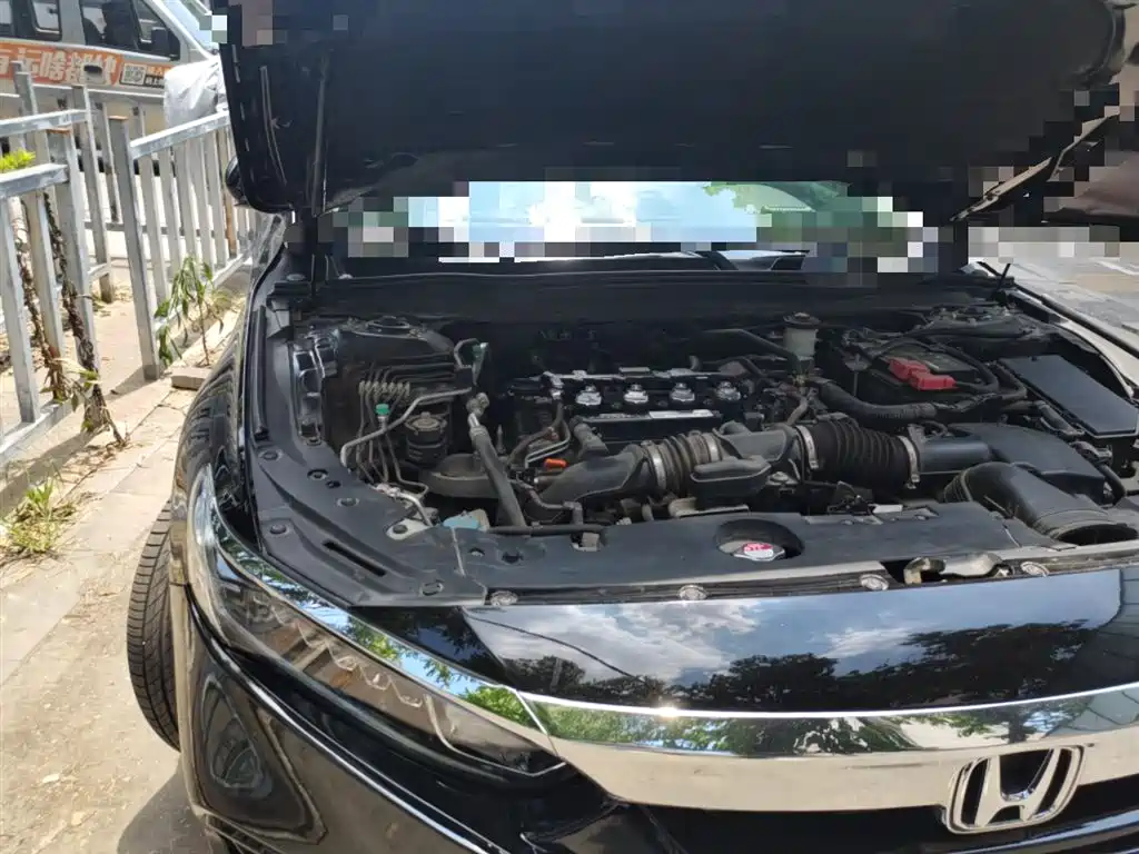 Honda Accord 2018 — фото 20
