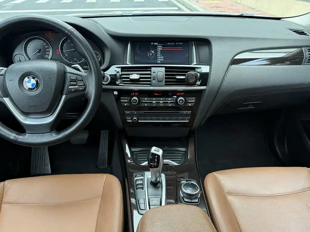 BMW X4 2015 — фото 11