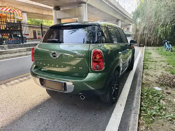 MINI Countryman 2016