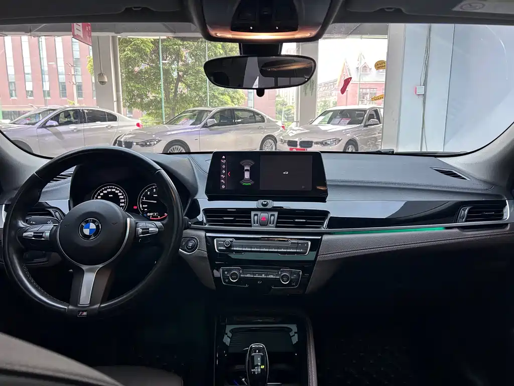 BMW X2 2022 — фото 20