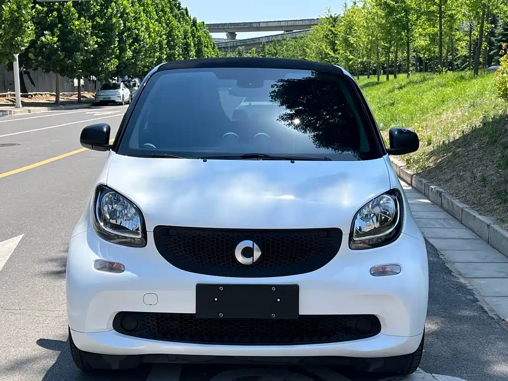 smart Fortwo 2017 — фото 14