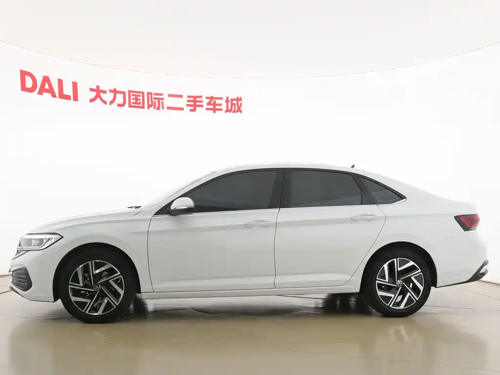 Volkswagen Sagitar 2026
