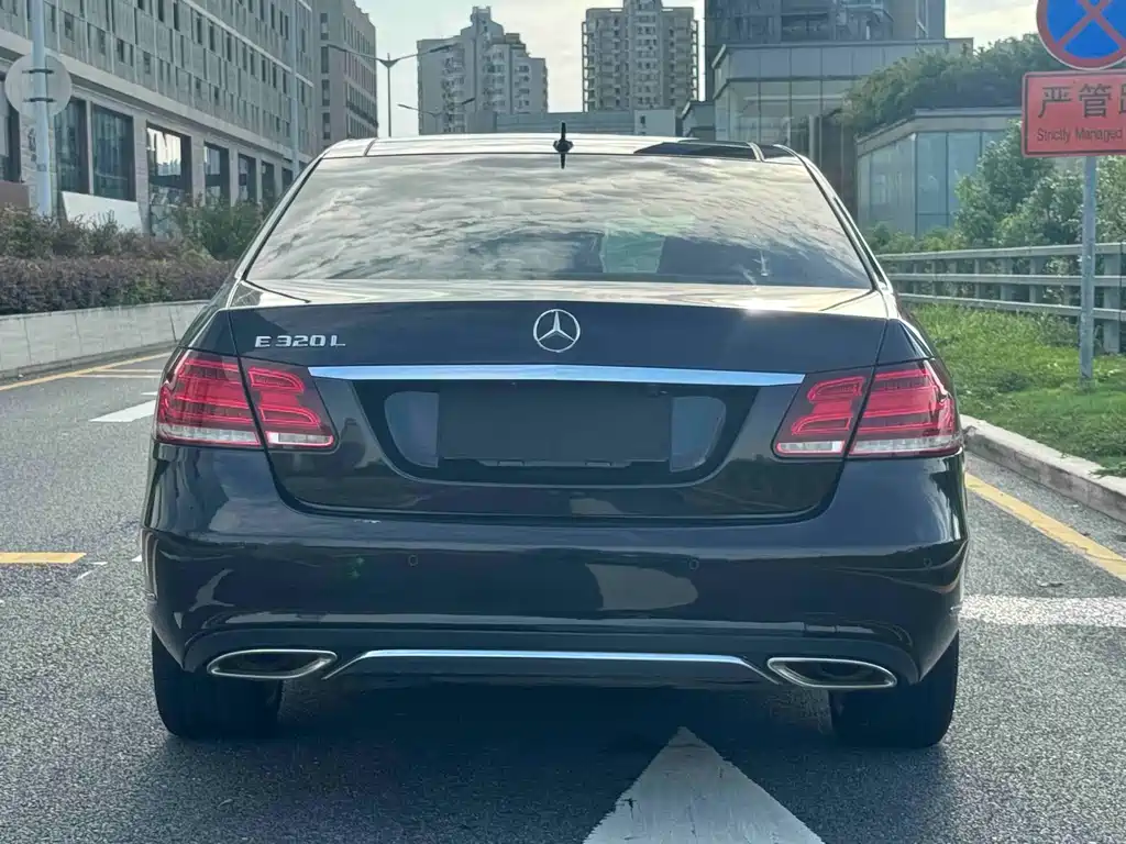 Mercedes-Benz E-Class 2014