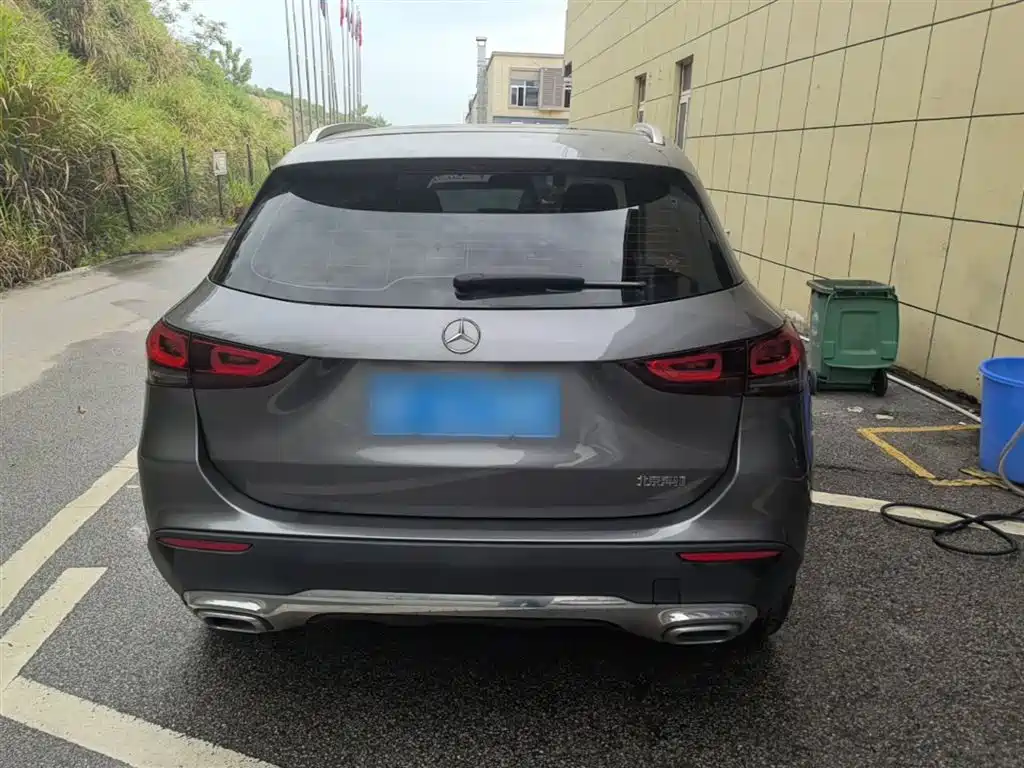 Mercedes-Benz GLA 2023 — фото 6