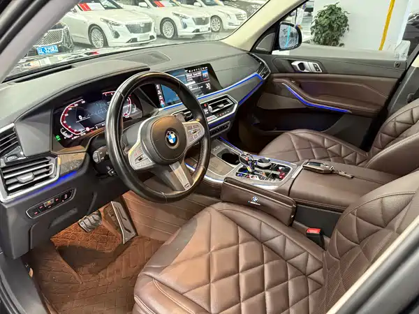 BMW X5 2022