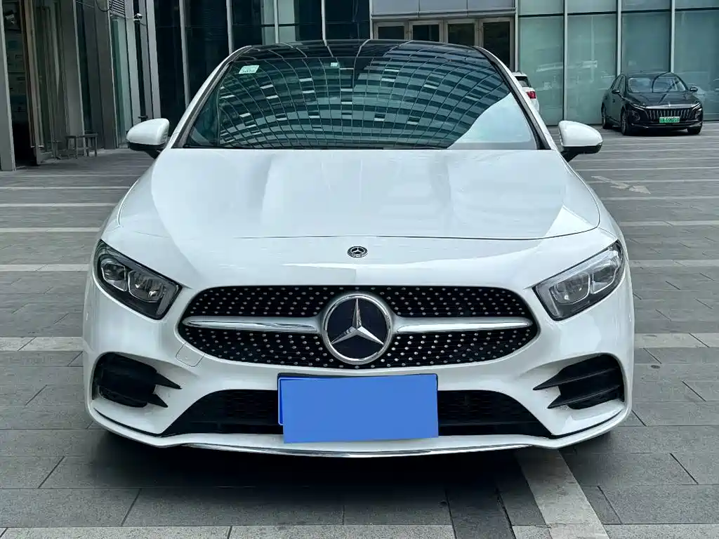 Mercedes-Benz A-Class 2020 — фото 2