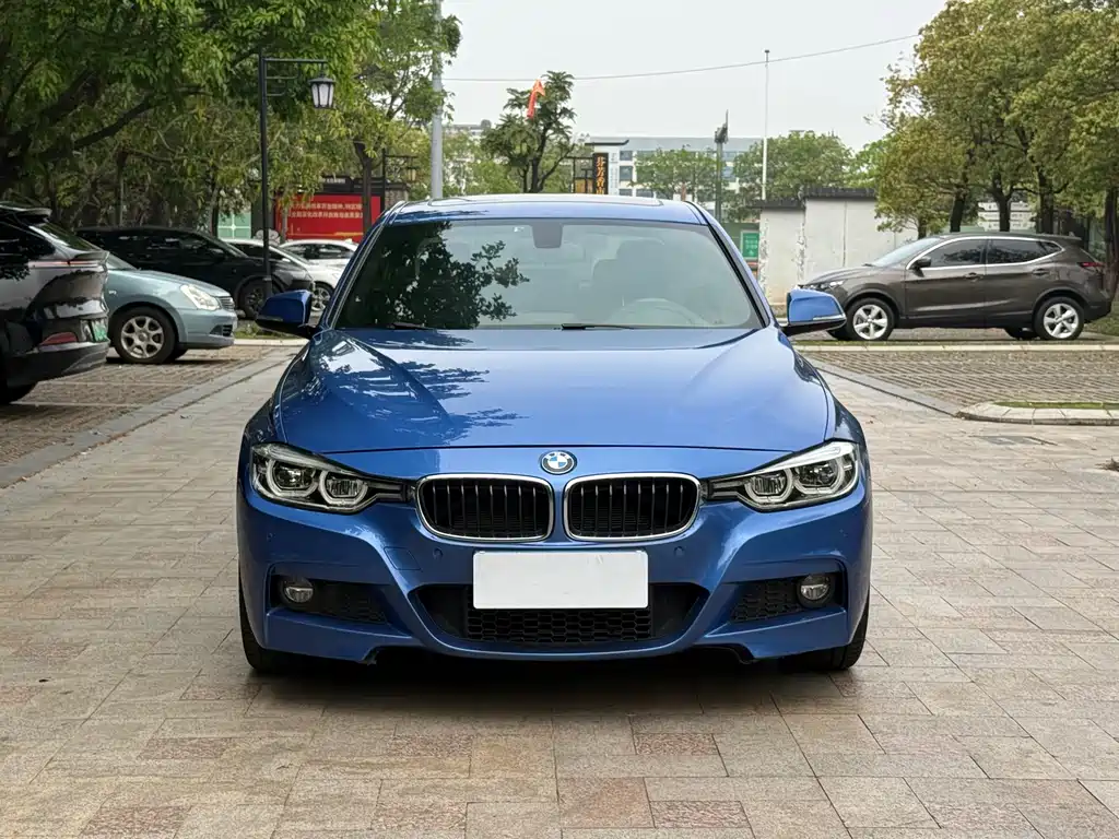BMW 3 Series 2018 — фото 2