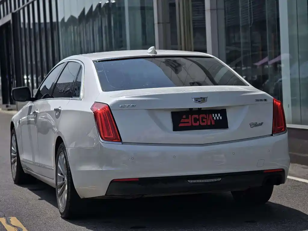 Cadillac CT6 2016 — фото 12