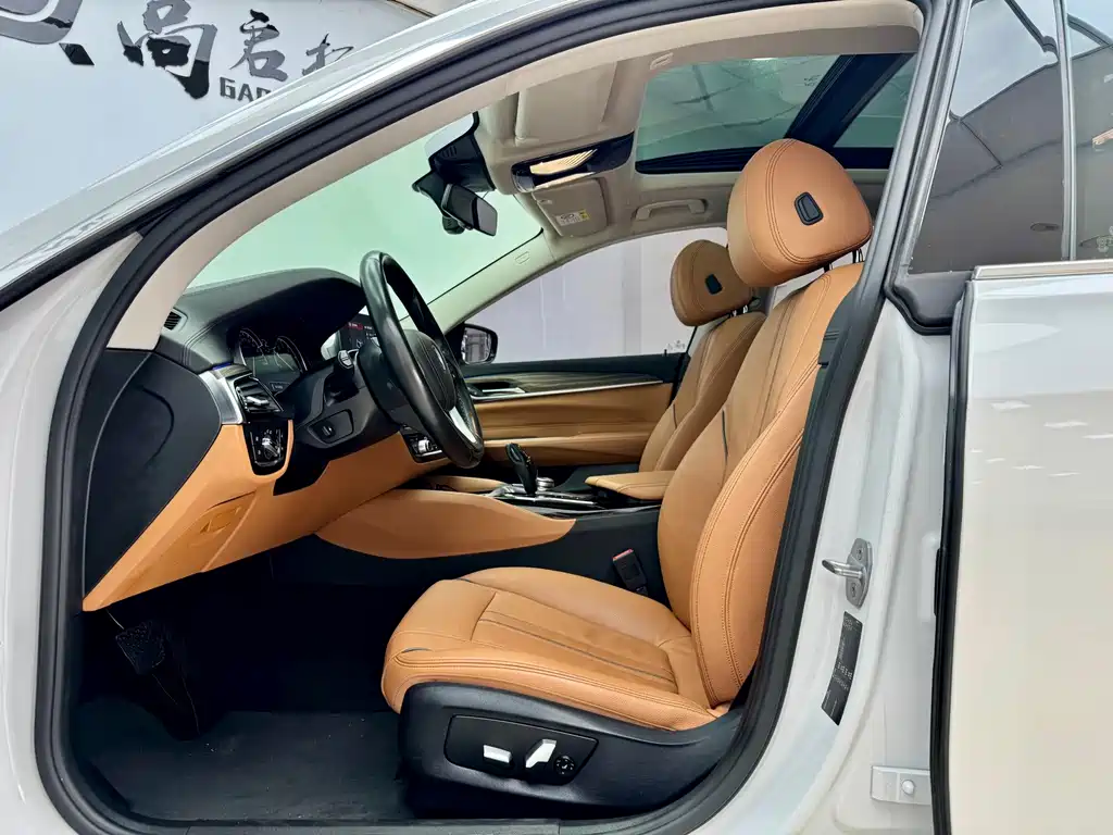 BMW 6 Series GT 2019 — фото 5
