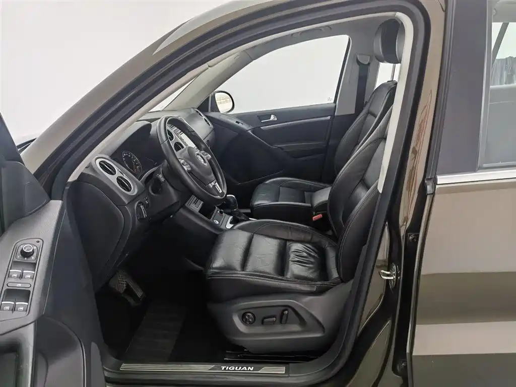 Volkswagen Tiguan 2016 — фото 10