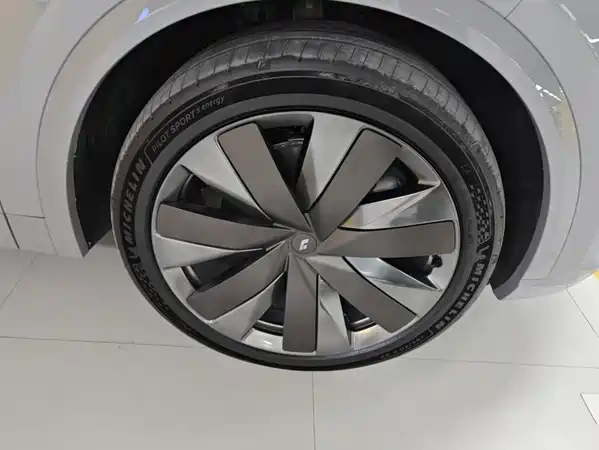 Li Auto L9 2026