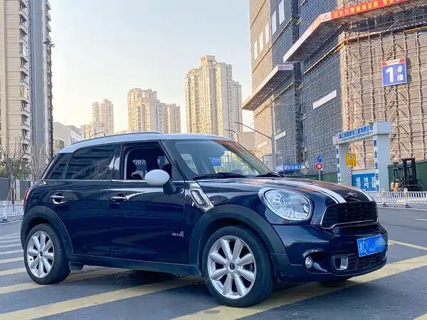 MINI Countryman 2012