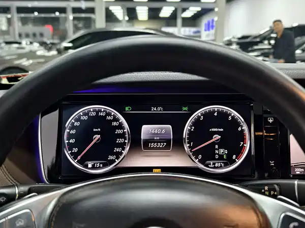 Mercedes-Benz S-Class 2014