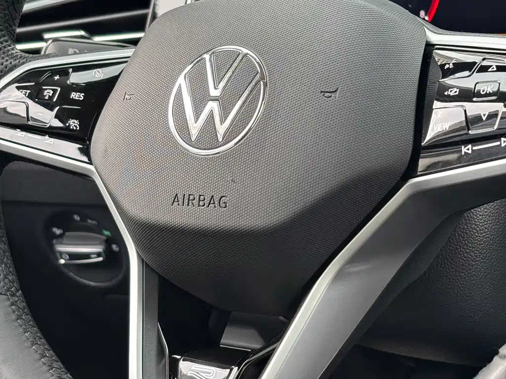 Volkswagen Tiguan L 2022 — фото 28