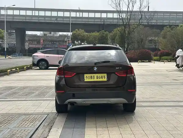 BMW X1 2012