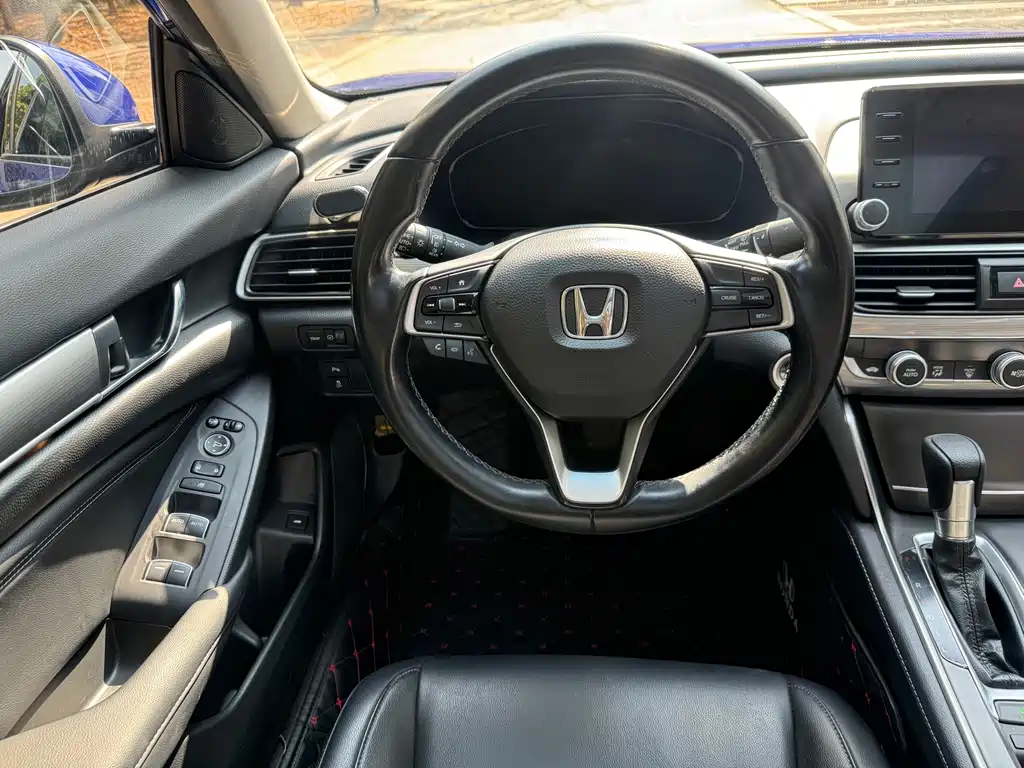 Honda Accord 2021 — фото 12