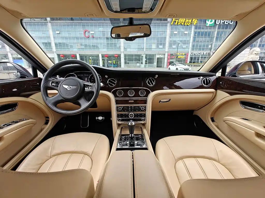 Bentley Mulsanne 2013 — фото 10