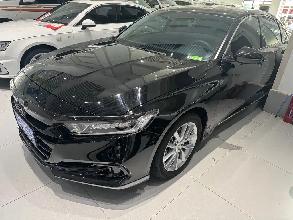 Honda Accord 2022 — фото 1