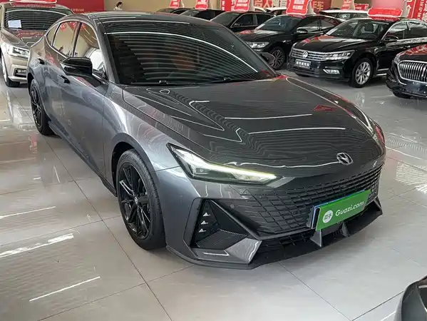 Changan UNI-V 2022