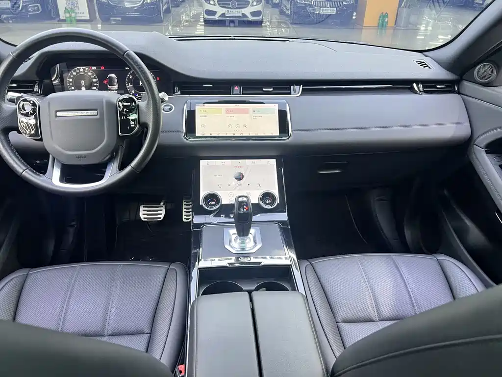 Land Rover Evoque 2021 — фото 4