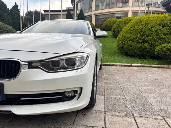 BMW 3 Series 2015