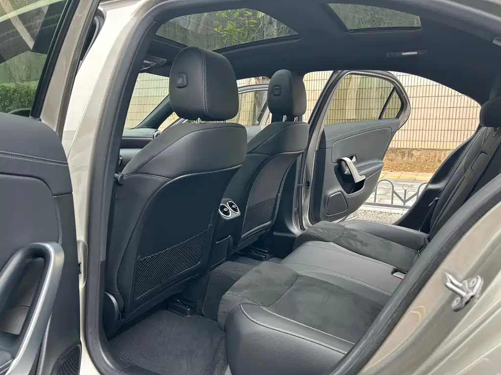 Mercedes-Benz A-Class 2020 — фото 6