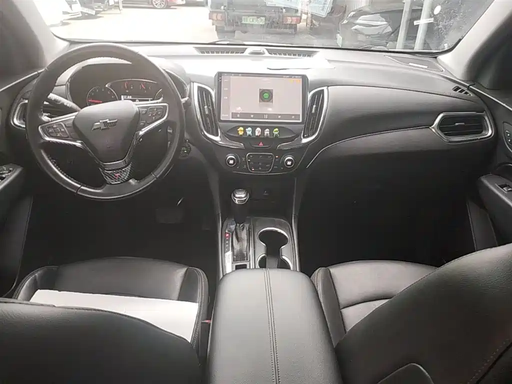 Chevrolet Equinox 2017 — фото 10