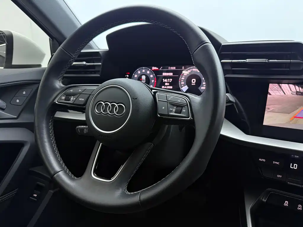 Audi A3 2023 — фото 20