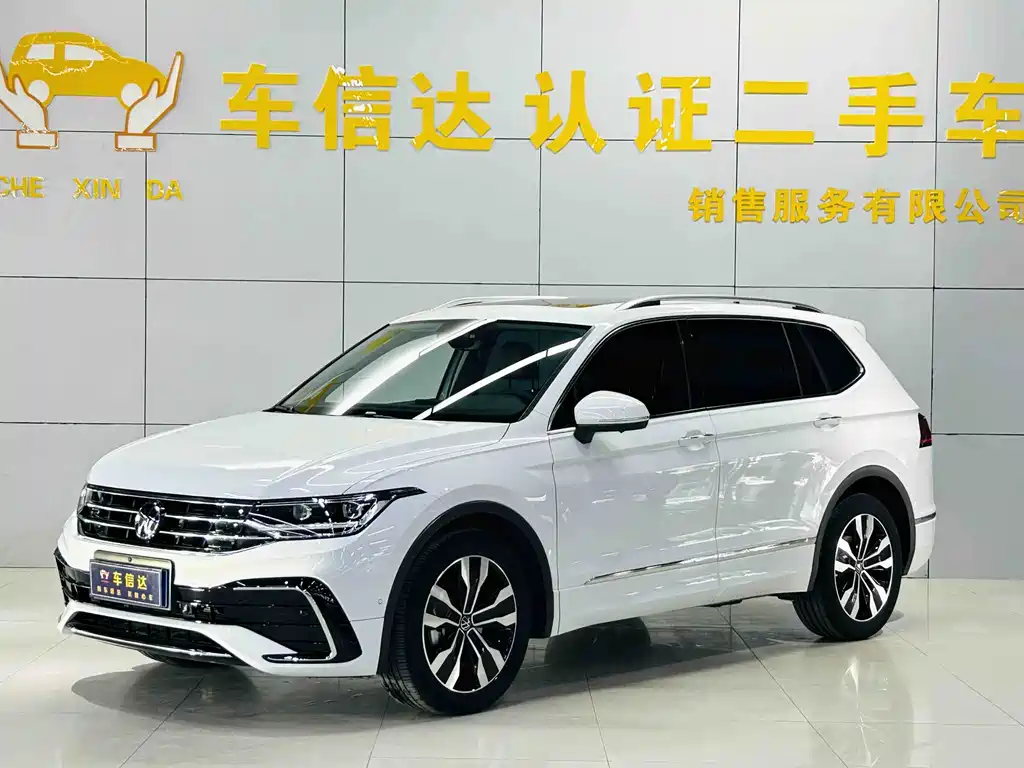 Volkswagen Tiguan L 2025 — фото 1