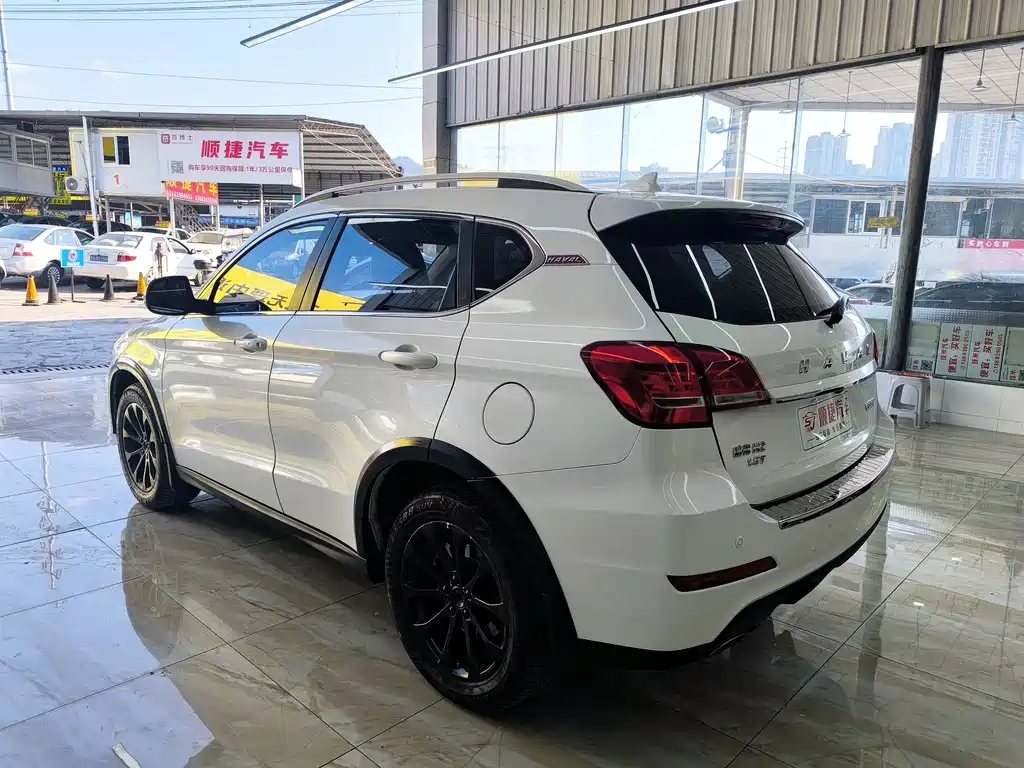 Haval H2 2017 — фото 9