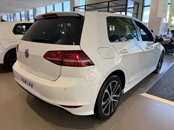 Volkswagen Golf 2016