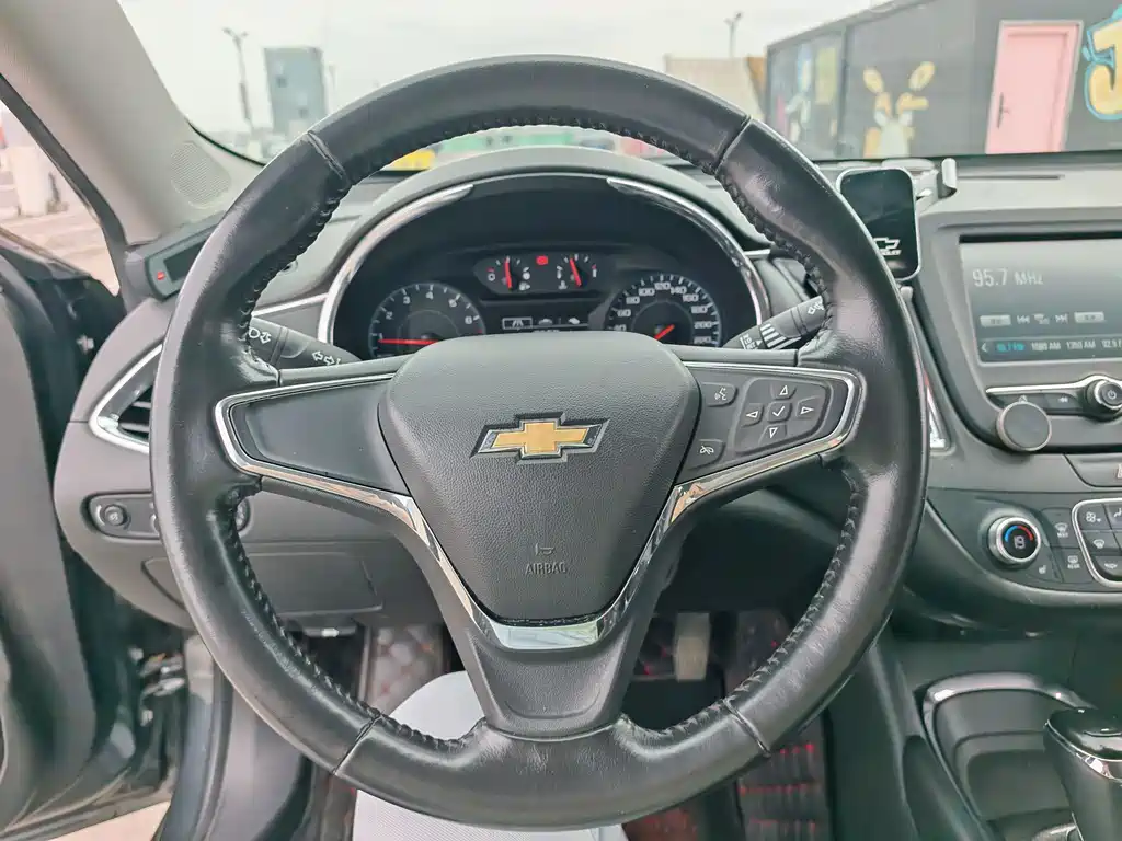Chevrolet Malibu XL 2017 — фото 15