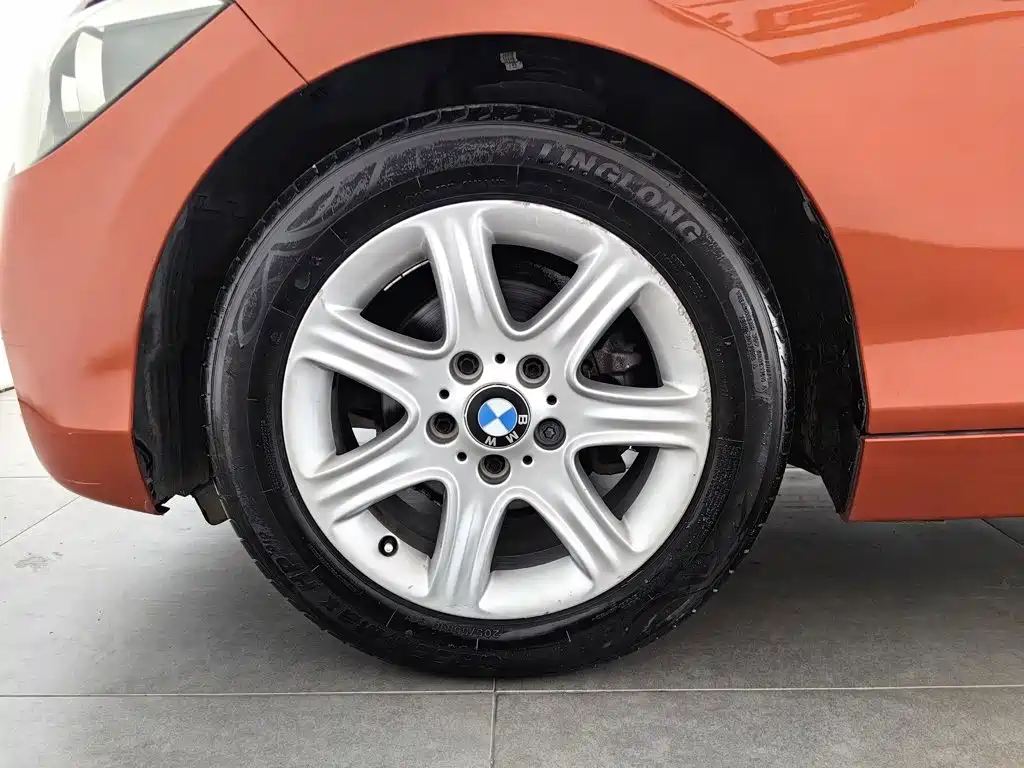 BMW 1 Series 2014 — фото 17