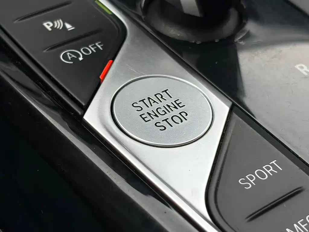 BMW 3 Series 2020 — фото 13