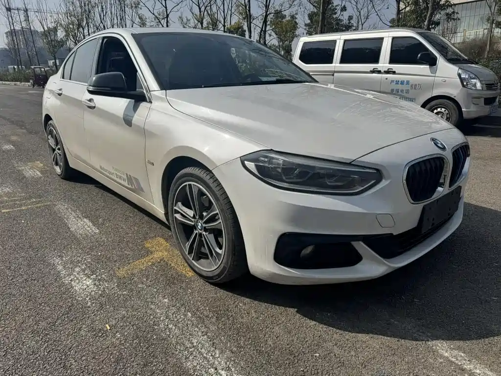 BMW 1 Series 2017 — фото 3