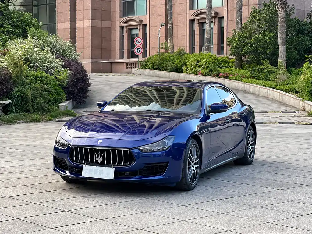 Maserati Ghibli 2018 — фото 1