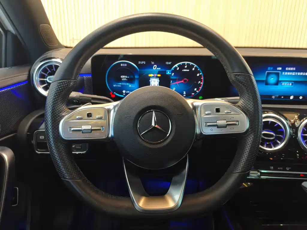 Mercedes-Benz A-Class 2020 — фото 8