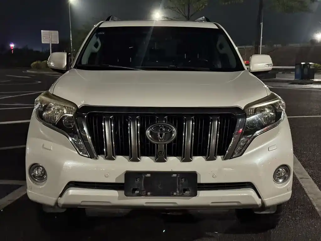 Toyota Prado 2016 — фото 2